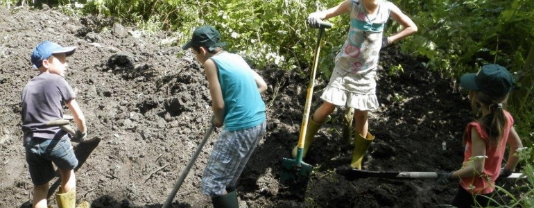 Les enfants en pleine action...