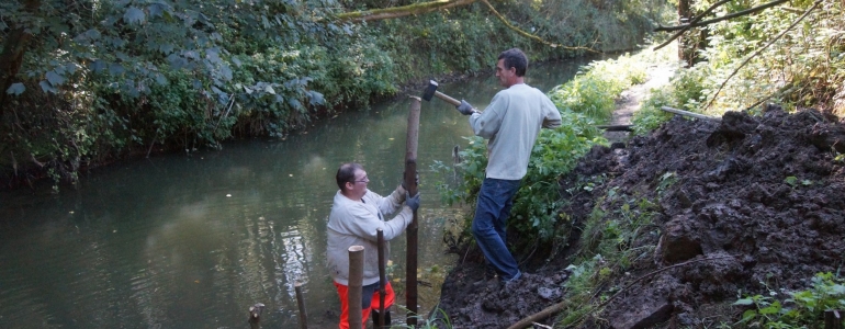 Installation des poteaux à tresser