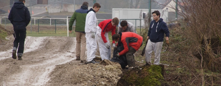 Nettoyage des déchets avec l'association Nature Libre